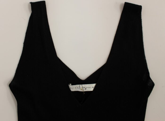 Alice Palmer Monokrom 4