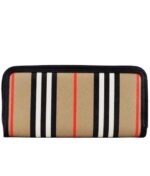 Çanta - Burberry Ellerby Siyah Deri Cüzdan - Şık ve Fonksiyonel Cüzdan - Ana Görsel